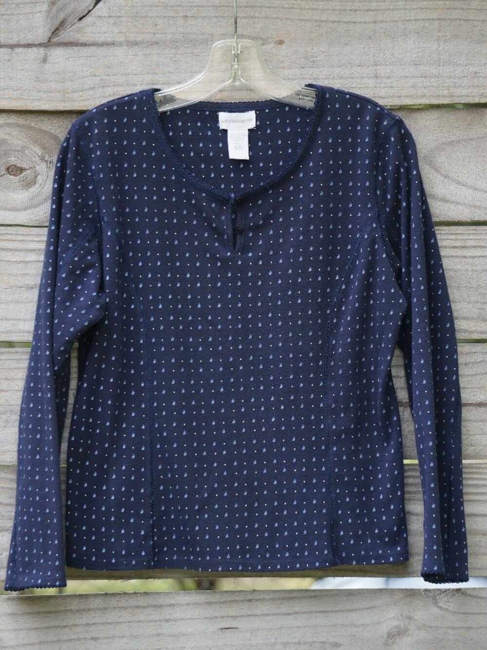 Liz Claiborne Long Sleeve Scoop Neck Top